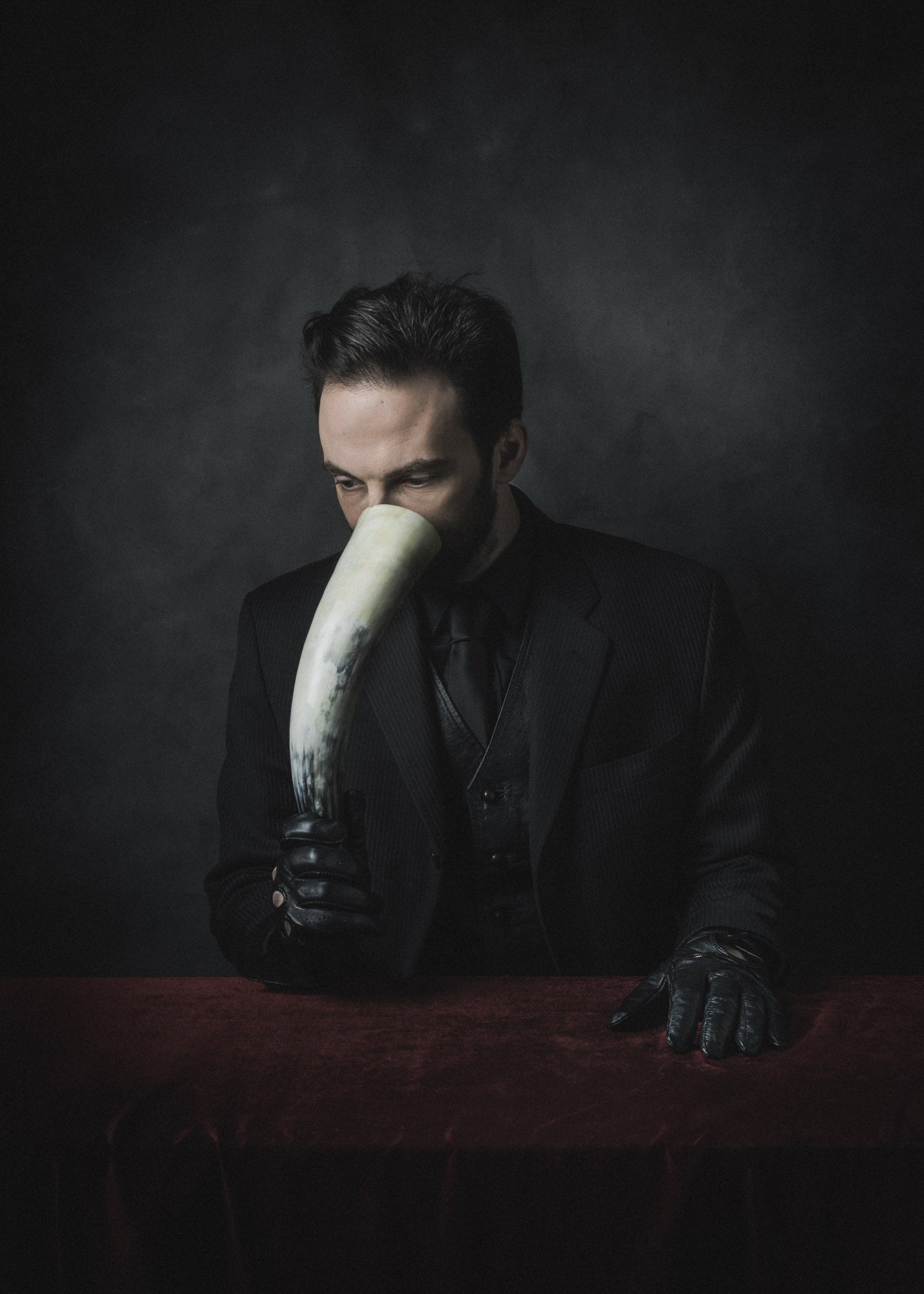 Studio Portrait, Standard