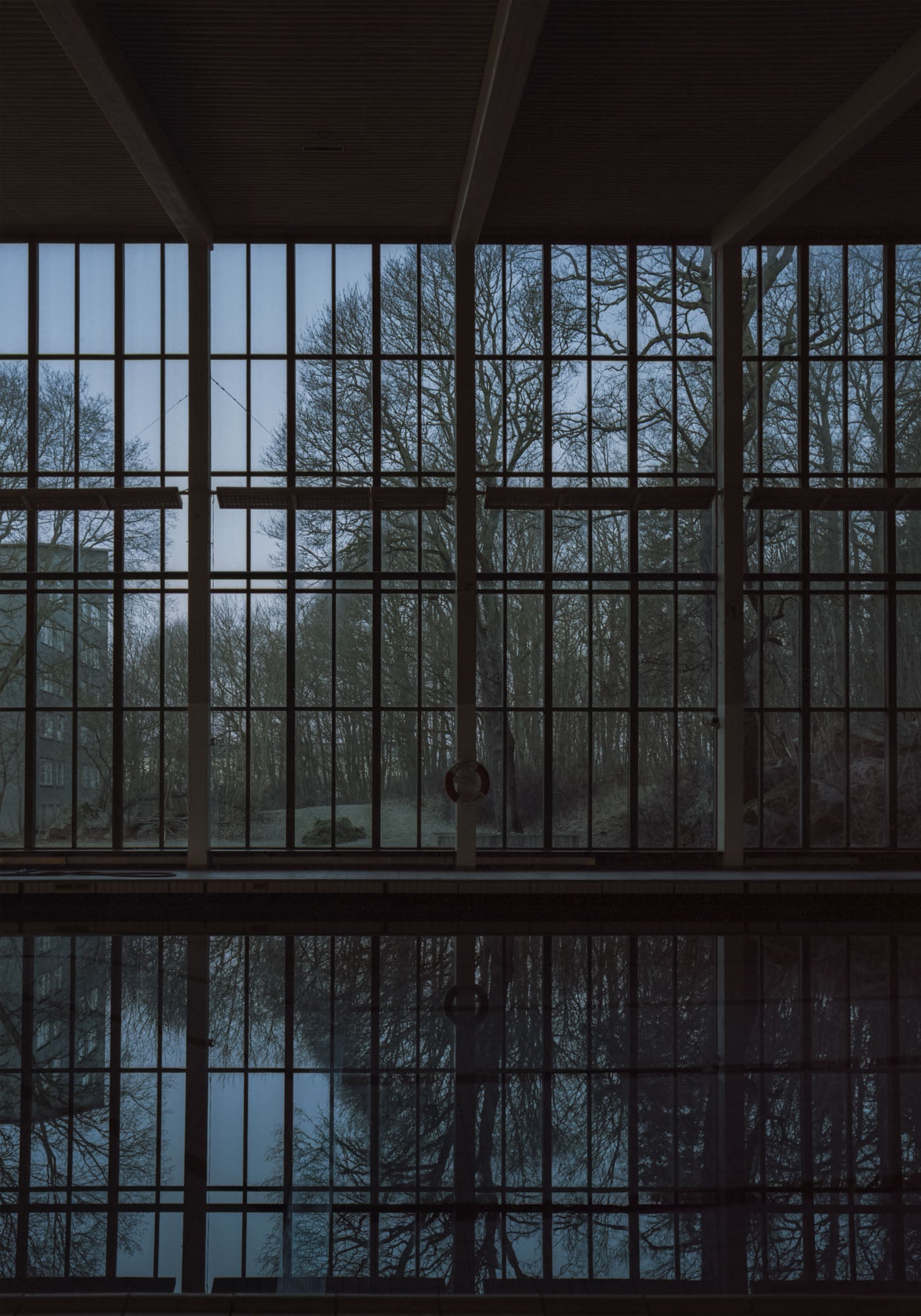 Sink Swim © Alison De Mars 2015 Swedish swimming pool Åkeshovs simhall arkitektur fine art photography