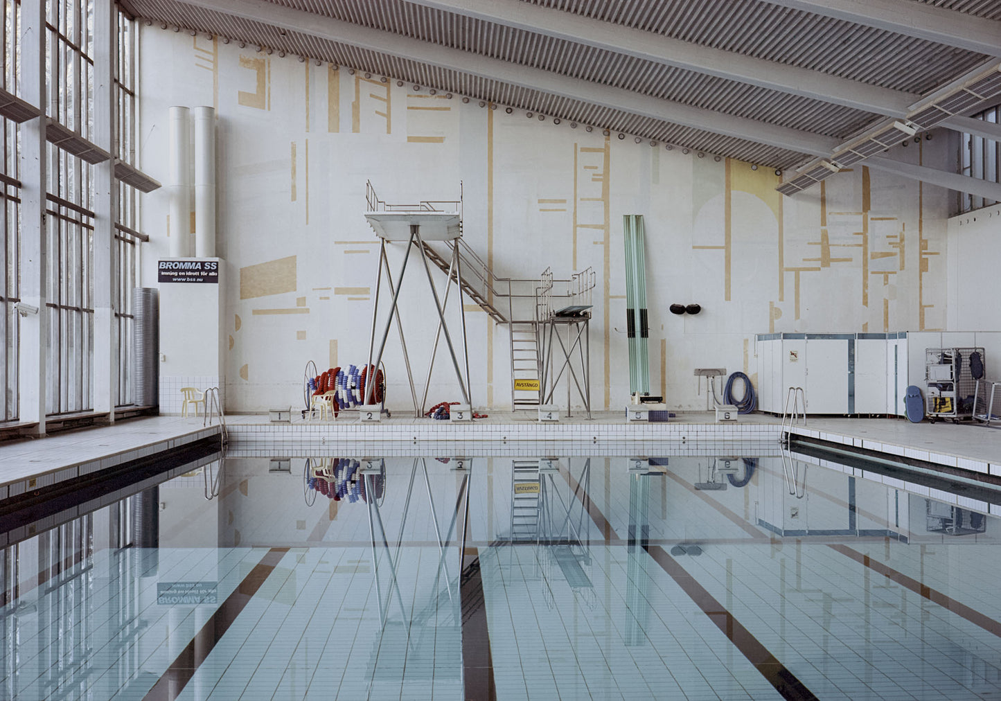 Sink Swim © Alison De Mars 2015 Swedish swimming pool Åkeshovs simhall arkitektur fine art photography