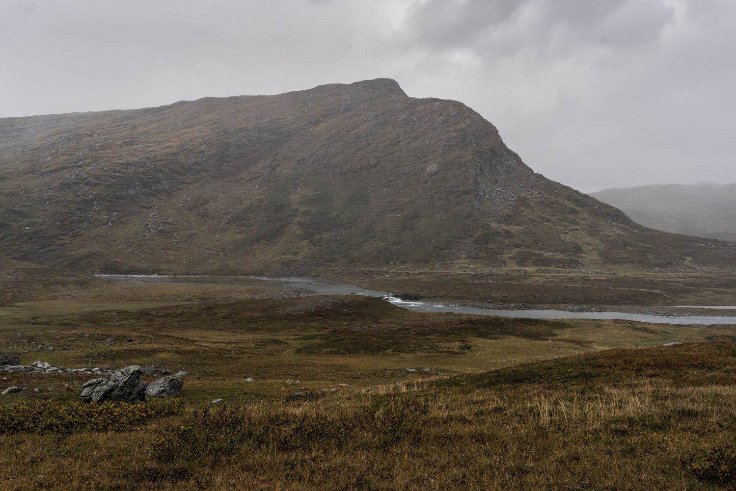 Viehtjer © Alison De Mars 2024, Padjelanta northern Sweden mountain landscape Sårjåsjaure fine art photography