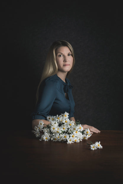 Studio Portrait, Standard