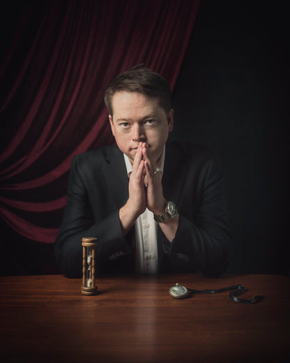 Studio Portrait, Standard